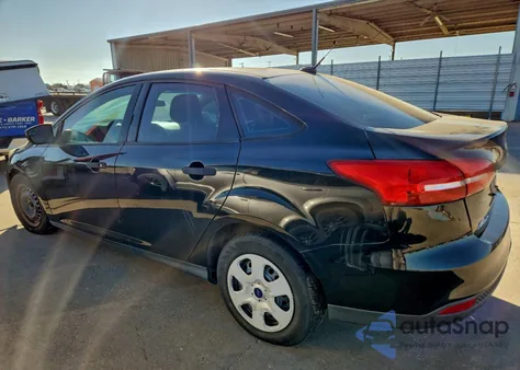 2017 Ford Focus S из США, поврежденный, VIN 1FADP3E2XHL229827